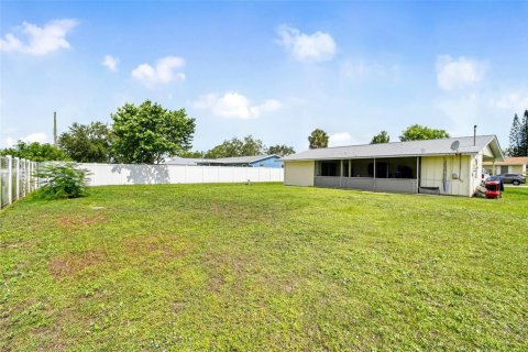 Casa en venta en Port St. Lucie, Florida, 2 dormitorios, 83.61 m2 № 2187320 - foto 27