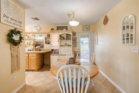 Casa en venta en Port St. Lucie, Florida, 2 dormitorios, 83.61 m2 № 2187320 - foto 9