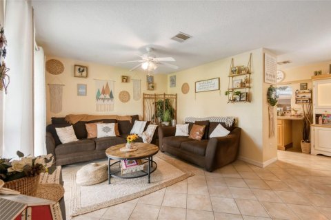Casa en venta en Port St. Lucie, Florida, 2 dormitorios, 83.61 m2 № 2187320 - foto 7