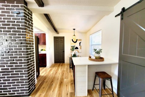 House in Clearwater, Florida 3 bedrooms, 124.3 sq.m. № 1803154 - photo 15