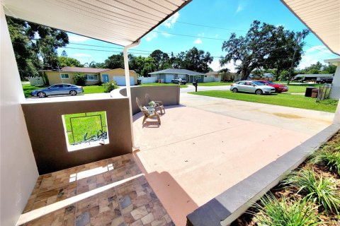 House in Clearwater, Florida 3 bedrooms, 124.3 sq.m. № 1803154 - photo 5