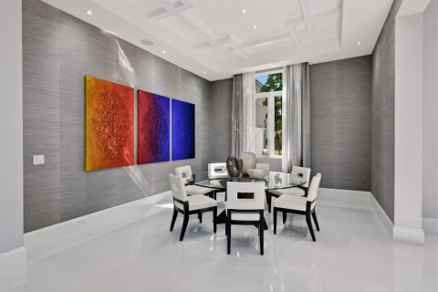 House in Boca Raton, Florida 5 bedrooms, 592.72 sq.m. № 2175921 - photo 6