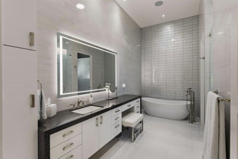 House in Boca Raton, Florida 5 bedrooms, 592.72 sq.m. № 2175921 - photo 28