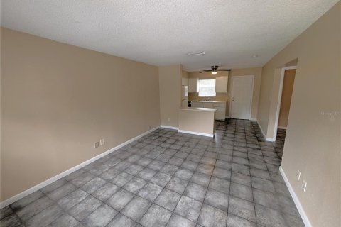 Appartement à louer à Tampa, Floride: 2 chambres, 65.22 m2 № 2329541 - photo 3