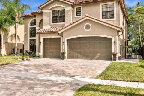 Villa ou maison à vendre à Boca Raton, Floride: 5 chambres, 311.04 m2 № 2147086 - photo 2
