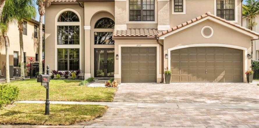 Villa ou maison à Boca Raton, Floride 5 chambres, 311.04 m2 № 2147086