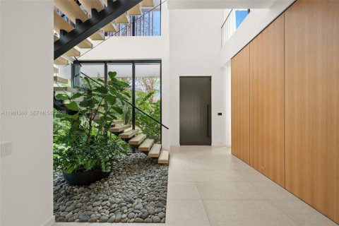 Купить виллу или дом в Майами, Флорида 6 спален, 539.2м2, № 2049187 - фото 10