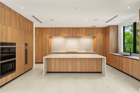 Купить виллу или дом в Майами, Флорида 6 спален, 539.2м2, № 2049187 - фото 19