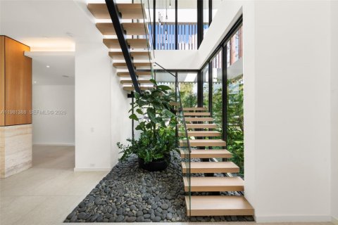 Купить виллу или дом в Майами, Флорида 6 спален, 539.2м2, № 2049187 - фото 9