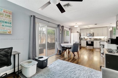 Villa ou maison à vendre à Plantation, Floride: 3 chambres, 138.8 m2 № 1981390 - photo 16