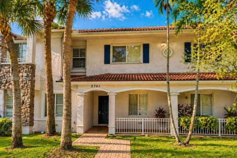 Villa ou maison à Miramar, Floride 2 chambres, 98.1 m2 № 2170298