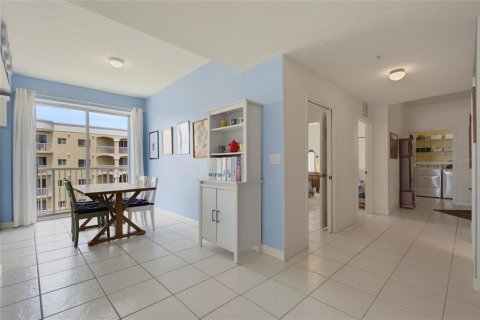 Condominio en venta en Orlando, Florida, 3 dormitorios, 217.86 m2 № 2157383 - foto 24