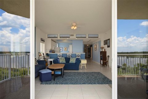 Condominio en venta en Orlando, Florida, 3 dormitorios, 217.86 m2 № 2157383 - foto 8