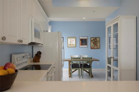 Condominio en venta en Orlando, Florida, 3 dormitorios, 217.86 m2 № 2157383 - foto 19