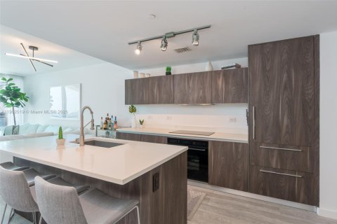 Copropriété à vendre à Miami, Floride: 1 chambre, 89.09 m2 № 1953518 - photo 4