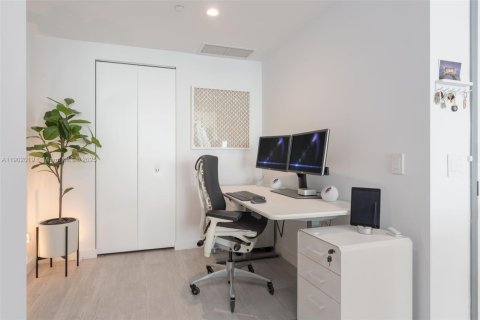 Copropriété à vendre à Miami, Floride: 1 chambre, 89.09 m2 № 1953518 - photo 20