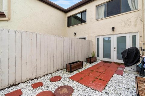 Townhouse in Clearwater, Florida 4 bedrooms, 135.27 sq.m. № 1772152 - photo 28