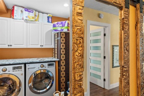Condo in Ruskin, Florida, 1 bedroom № 2303129 - photo 27