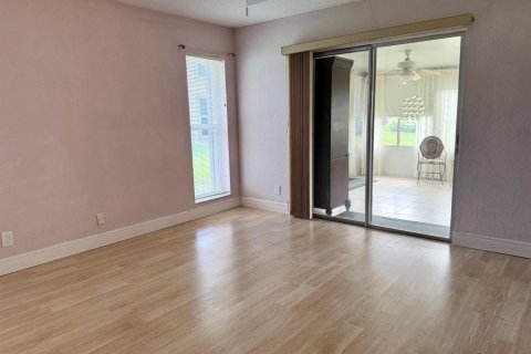 Condo in Delray Beach, Florida, 2 bedrooms  № 2176201 - photo 15