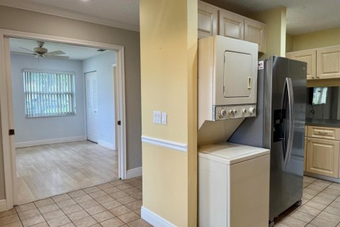 Condo in Delray Beach, Florida, 2 bedrooms  № 2176201 - photo 9