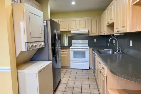 Condo in Delray Beach, Florida, 2 bedrooms  № 2176201 - photo 7