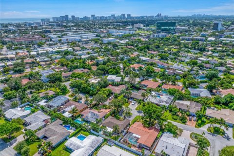 House in Fort Lauderdale, Florida 3 bedrooms, 138.33 sq.m. № 1944230 - photo 5
