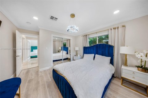 House in Fort Lauderdale, Florida 3 bedrooms, 138.33 sq.m. № 1944230 - photo 23