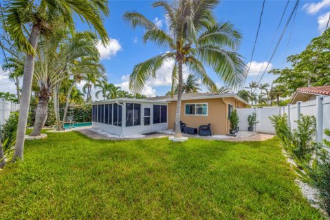 House in Fort Lauderdale, Florida 3 bedrooms, 138.33 sq.m. № 1944230 - photo 4