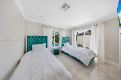 House in Fort Lauderdale, Florida 3 bedrooms, 138.33 sq.m. № 1944230 - photo 28