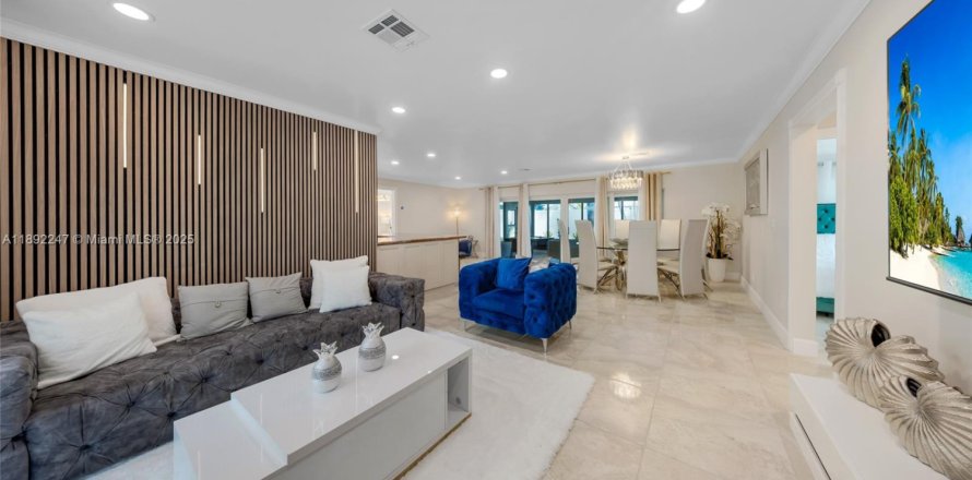 House in Fort Lauderdale, Florida 3 bedrooms, 138.33 sq.m. № 1944230