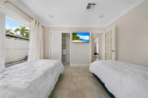House in Fort Lauderdale, Florida 3 bedrooms, 138.33 sq.m. № 1944230 - photo 30