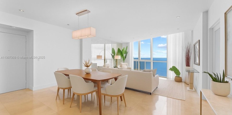 Condo à Miami, Floride, 2 chambres № 1967358