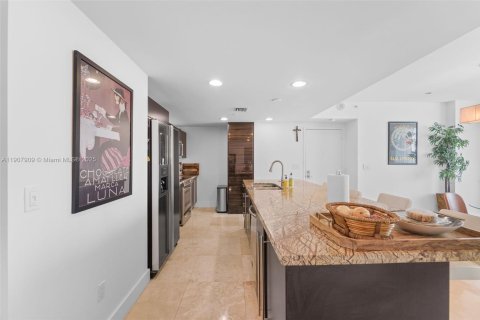 Copropriété à louer à Miami, Floride: 2 chambres, 164.44 m2 № 1967358 - photo 11