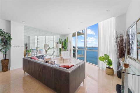 Copropriété à louer à Miami, Floride: 2 chambres, 164.44 m2 № 1967358 - photo 4