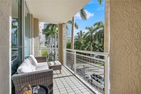 Купить кондоминиум в Майами, Флорида 2 спальни, 110.46м2, № 2056487 - фото 16