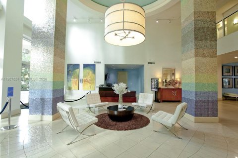 Купить кондоминиум в Майами, Флорида 2 спальни, 110.46м2, № 2056487 - фото 20