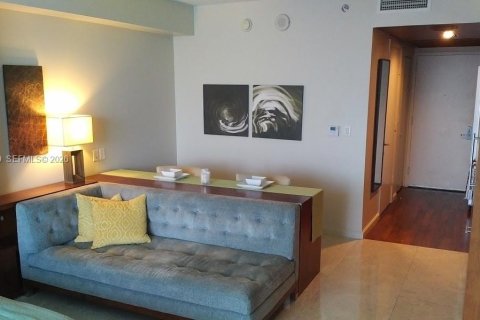 Condo in Miami, Florida № 2246809 - photo 9
