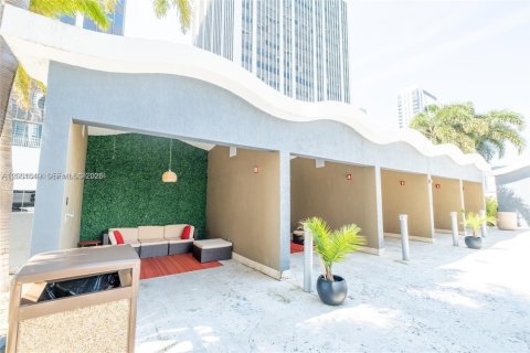 Condo in Miami, Florida № 2246809 - photo 18