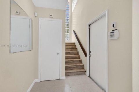 Townhouse in West Palm Beach, Florida 2 bedrooms, 118.64 sq.m. № 2040856 - photo 21