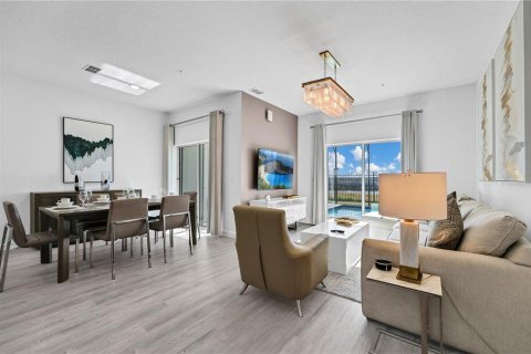 Adosado en venta en Davenport, Florida, 6 dormitorios, 245.63 m2 № 2126296 - foto 4