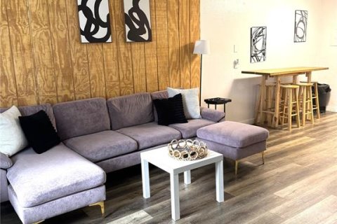 Appartement à louer à Pinellas Park, Floride: 2 chambres, 67.91 m2 № 2418891 - photo 5