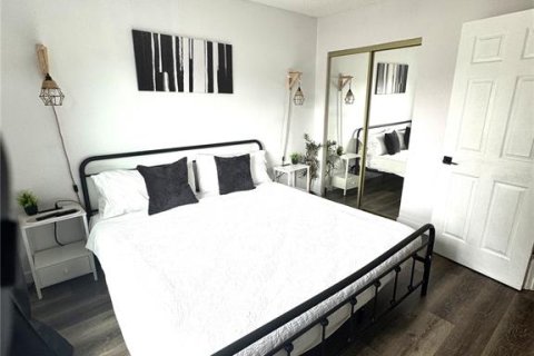 Appartement à louer à Pinellas Park, Floride: 2 chambres, 67.91 m2 № 2418891 - photo 14