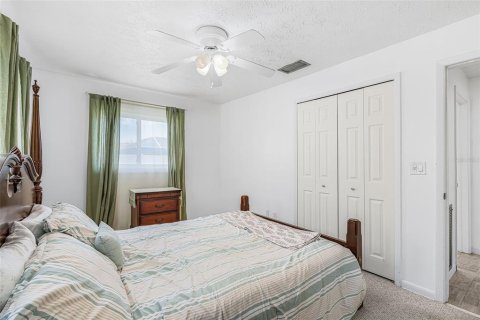 Casa en venta en Cape Coral, Florida, 4 dormitorios, 164.72 m2 № 2133557 - foto 15