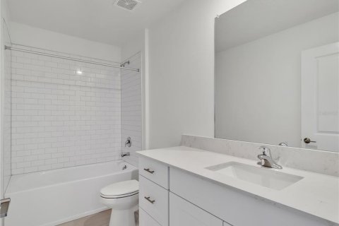 Villa ou maison à louer à Parrish, Floride: 4 chambres, 185.8 m2 № 2432635 - photo 25