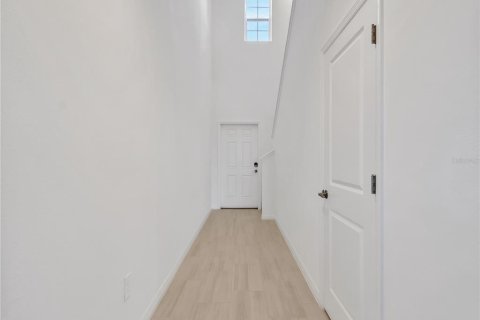 Villa ou maison à louer à Parrish, Floride: 4 chambres, 185.8 m2 № 2432635 - photo 2