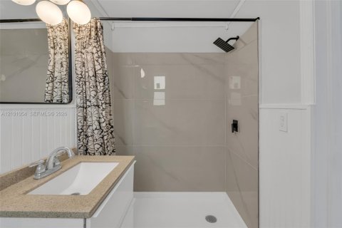 Condo in Miami Beach, Florida, 1 bedroom  № 2401363