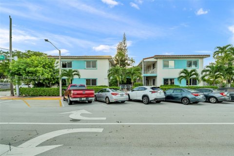 Copropriété à louer à Miami Beach, Floride: 1 chambre, 47.01 m2 № 2401363 - photo 24