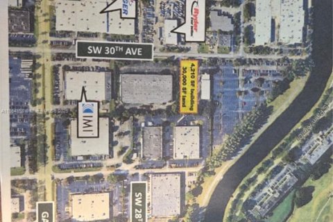 Propiedad comercial en venta en Pompano Beach, Florida № 1893098 - foto 8