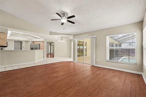 House in Valrico, Florida 4 bedrooms, 211.91 sq.m. № 2231463 - photo 8
