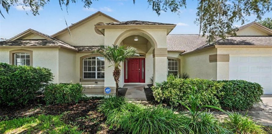 House in Valrico, Florida 4 bedrooms, 211.91 sq.m. № 2231463